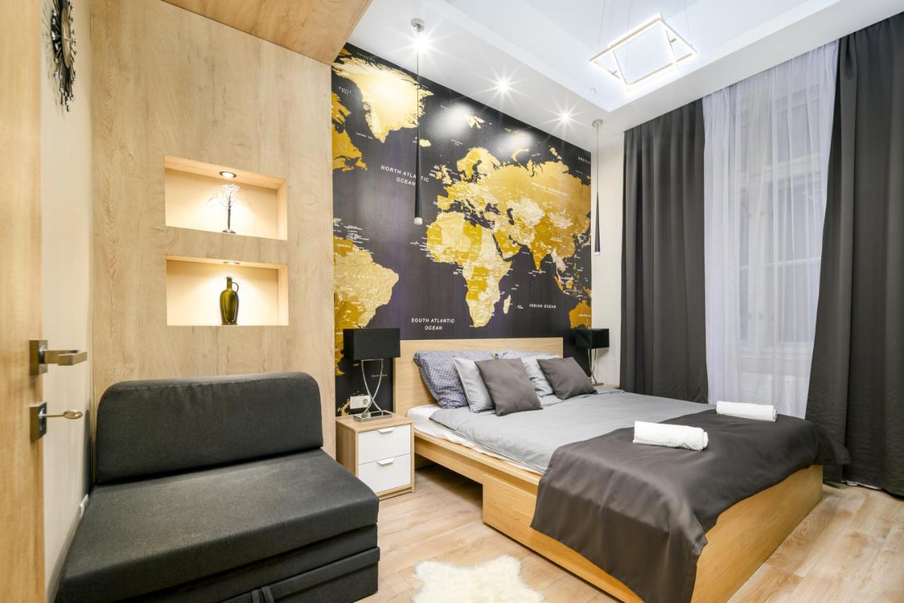 Downtown Deluxe-Two Bedroom Apartment With Sauna Boedapest Buitenkant foto