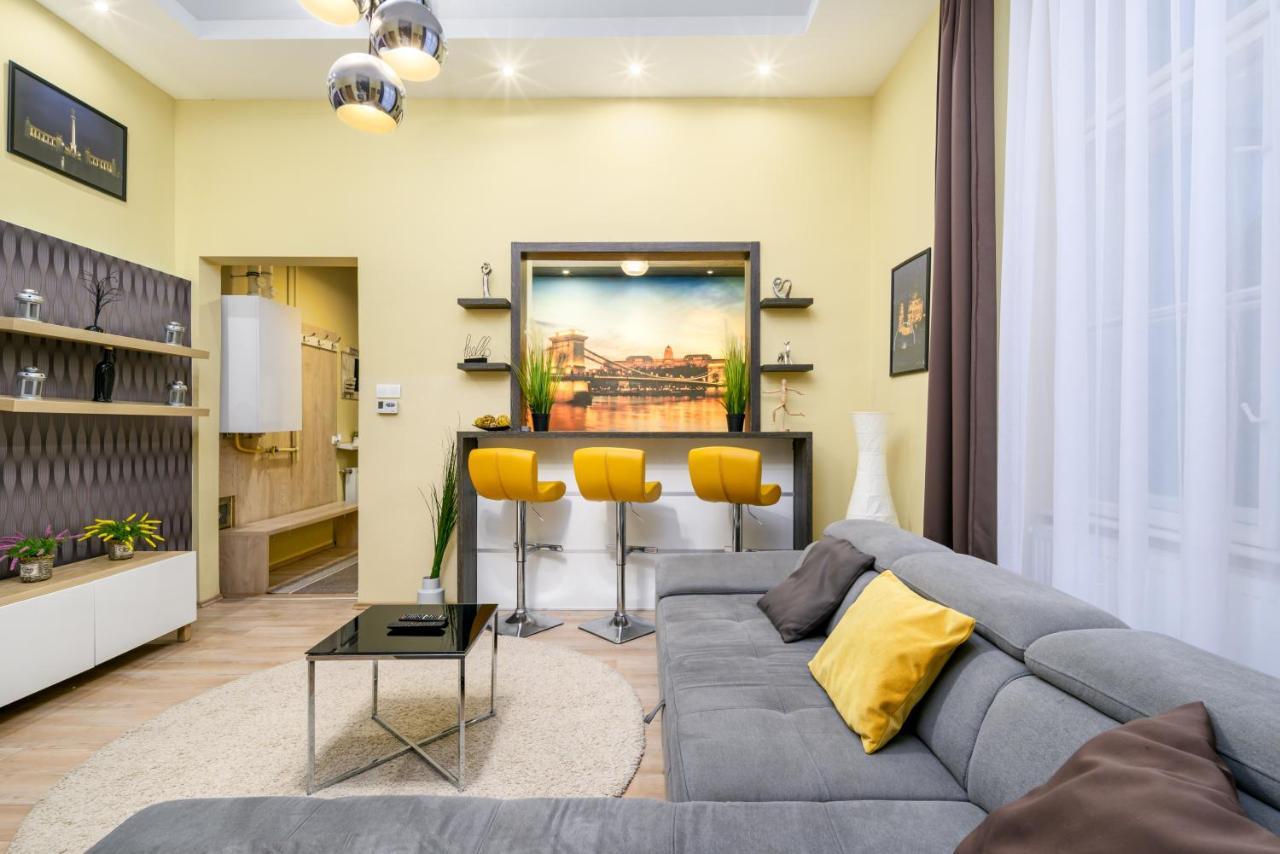 Downtown Deluxe-Two Bedroom Apartment With Sauna Boedapest Buitenkant foto